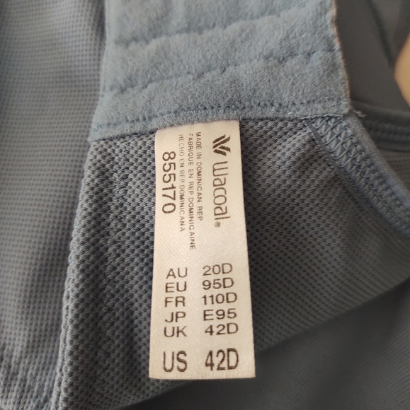 WACOAL | Simone High Impact Sports Underwire Bra | Blue/Gray | 42D - Picture 11 of 15